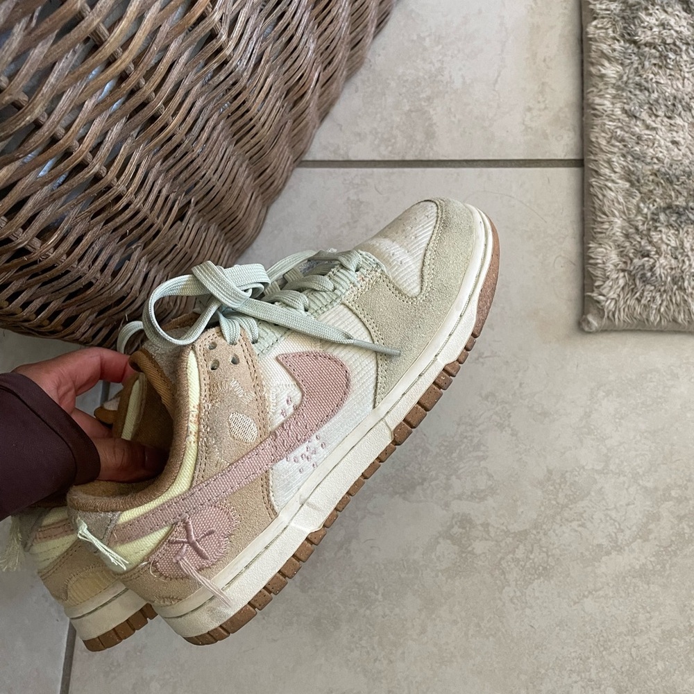 Nike On the Bright Side low dunks women’s pink green beige